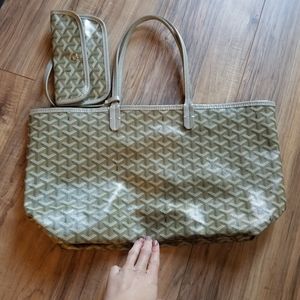 Tote bag with attached pouch